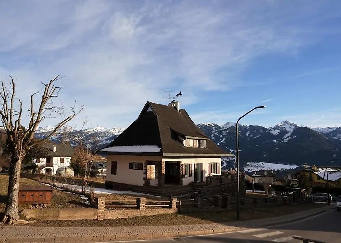 Villa Molteni, Ville Di Fiemme, Varena