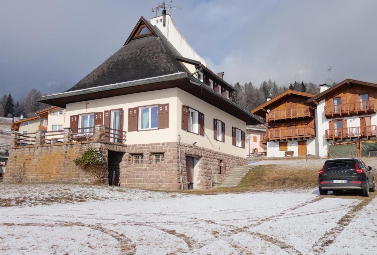Molteni, Di Fiemme, Villa Varena